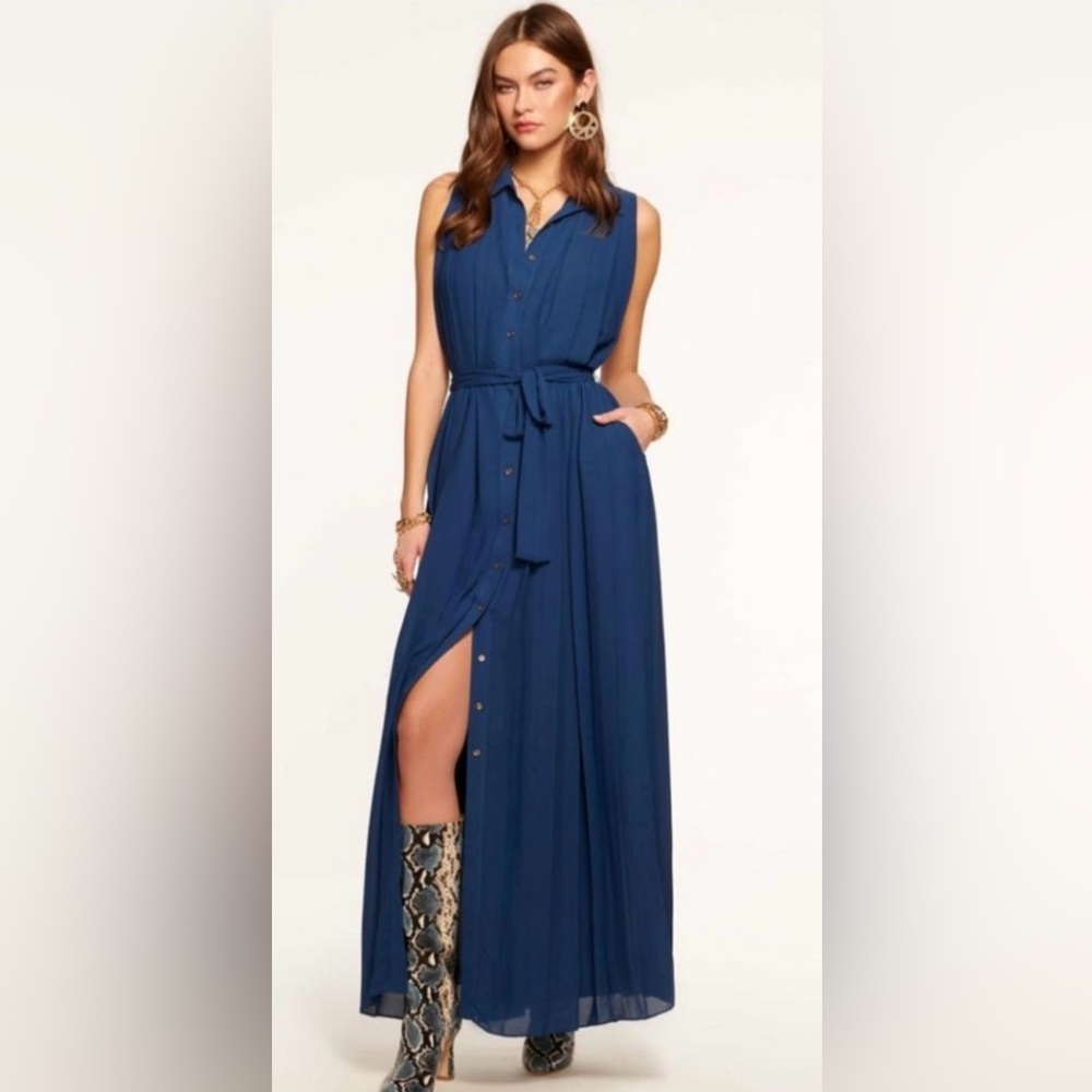 1 x Coraline Pleated Maxi Dress
Style: A02243004
Color: Spring Navy
Size: M NWT
